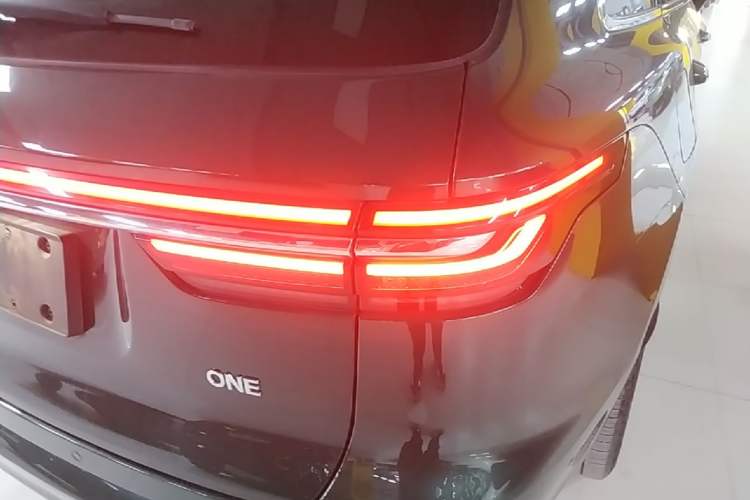 Used Li Auto ONE 2021 Extended-Range 6-Seater Version Right Rear Taillight