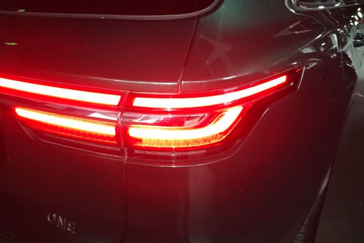 Used Li Auto ONE 2021 Extended-Range 6-Seater Version Right Rear Taillight