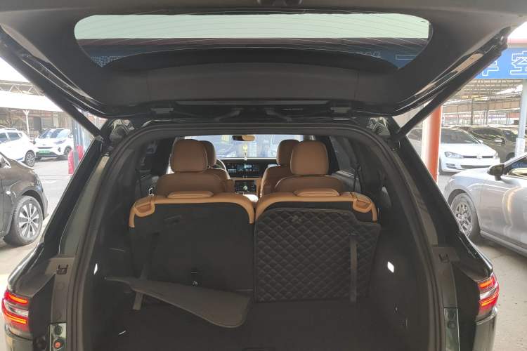Used Li Auto ONE 2021 Extended-Range 6-Seater Version Trunk