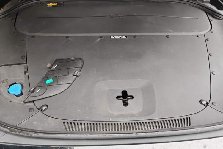Used Li Auto ONE 2021 Extended-Range 6-Seater Version Engine Bay