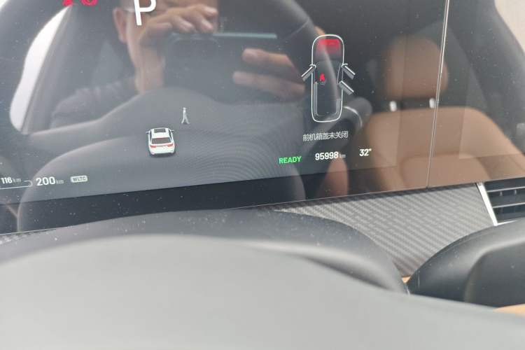 Used Li Auto ONE 2021 Extended-Range 6-Seater Version Odometer Close Up