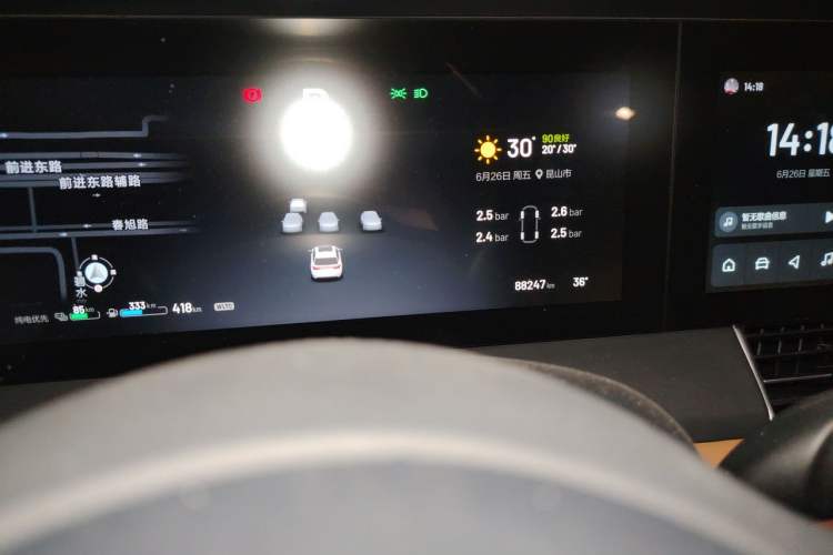 Used Li Auto ONE 2021 Extended-Range 6-Seater Version Odometer Close Up
