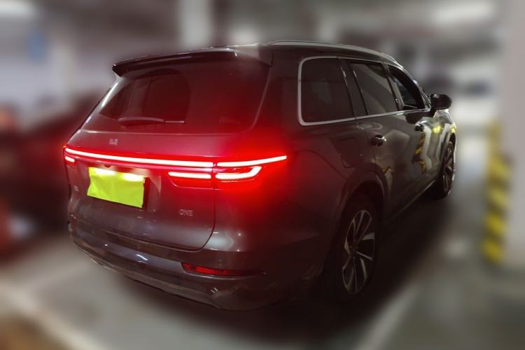 Used Li Auto ONE 2021 Extended-Range 6-Seater Version Rear Right 45 Deg