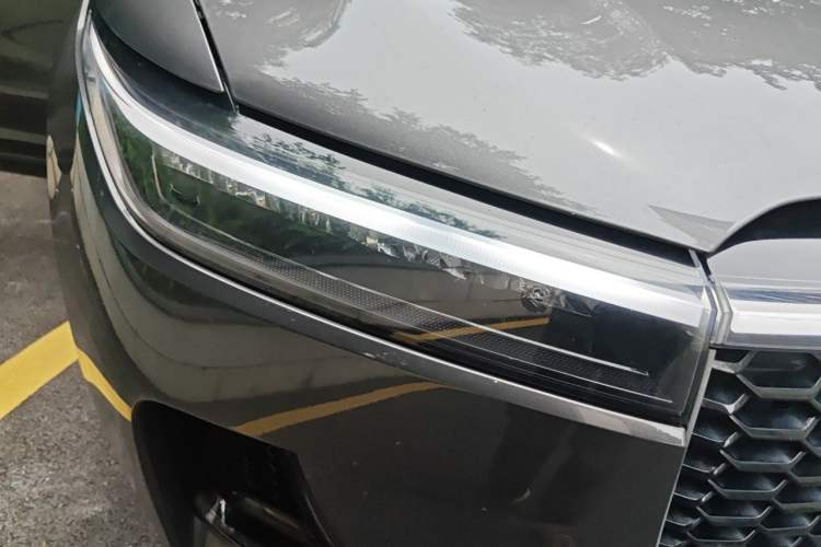 Used Li Auto ONE 2021 Extended-Range 6-Seater Version Right Front Headlight