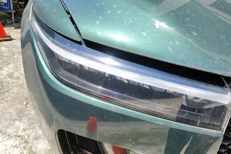 Used Li Auto ONE 2021 Extended-Range 6-Seater Version Right Front Headlight