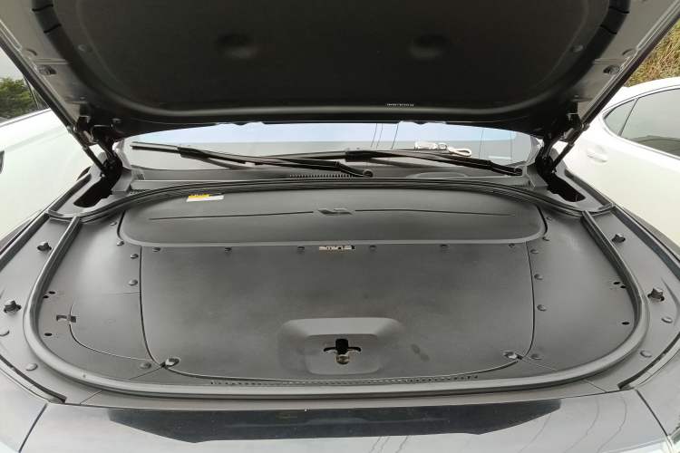 Used Li Auto ONE 2021 Extended-Range 6-Seater Version Engine Bay