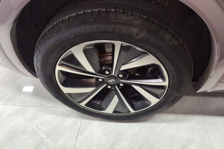 Used Li Auto ONE 2021 Extended-Range 6-Seater Version Exterior 3