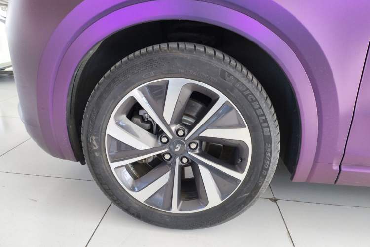 Used Li Auto ONE 2021 Extended-Range 6-Seater Version Exterior 4