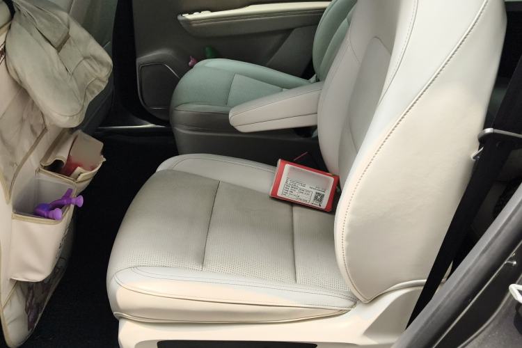 Used Li Auto ONE 2021 Extended-Range 6-Seater Version Interior 4