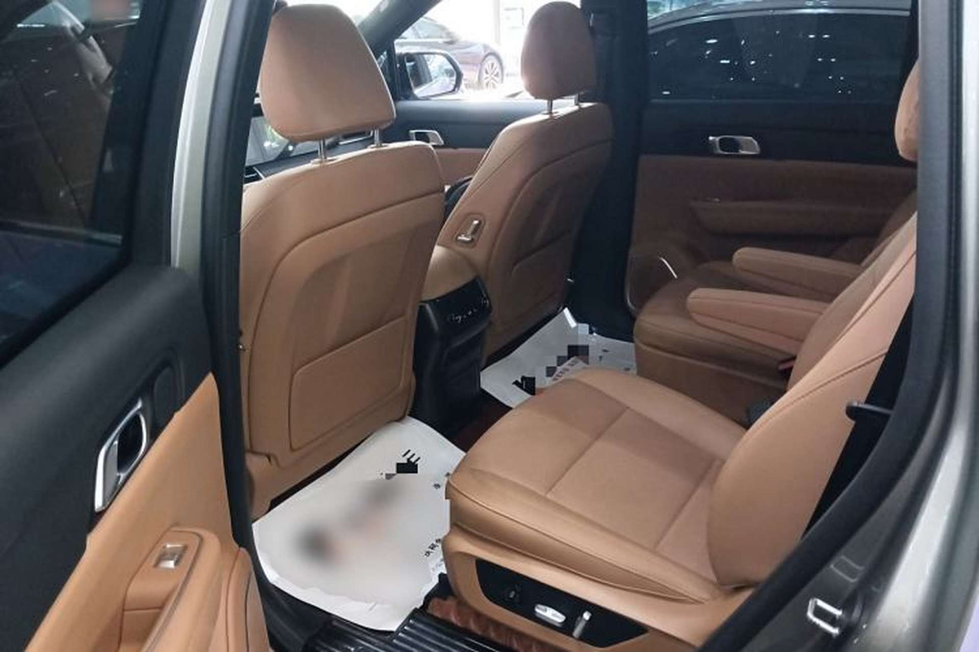 Used Li Auto ONE 2021 Extended-Range 6-Seater Version Left Rear Seat