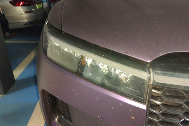 Used Li Auto ONE 2021 Extended-Range 6-Seater Version Right Front Headlight