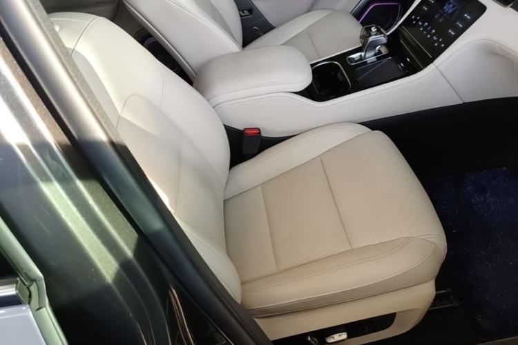 Used Li Auto ONE 2021 Extended-Range 6-Seater Version Right Front Seat
