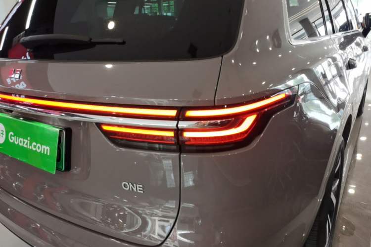 Used Li Auto ONE 2021 Extended-Range 6-Seater Version Right Rear Taillight
