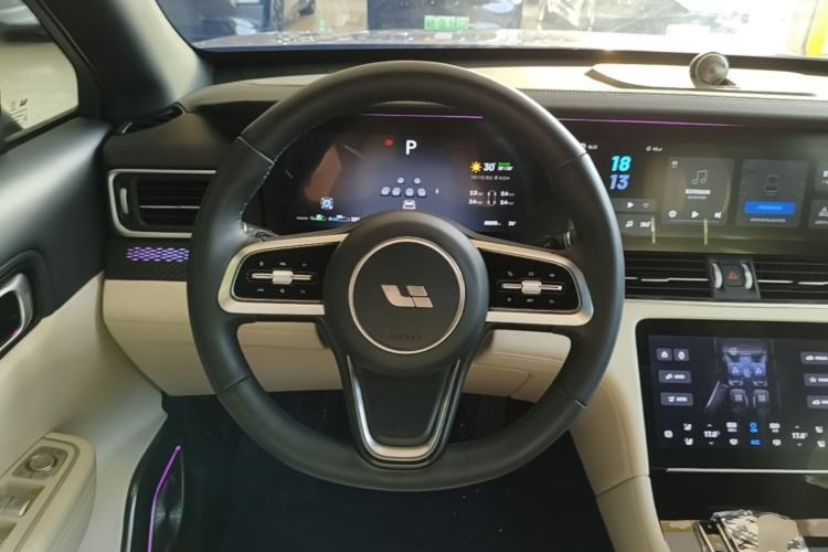 Used Li Auto ONE 2021 Extended-Range 6-Seater Version Steering Wheel