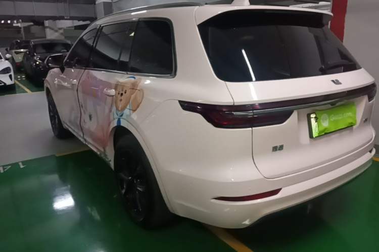 Used Li Auto ONE 2021 Extended-Range 6-Seater Version Rear Left 45 Deg