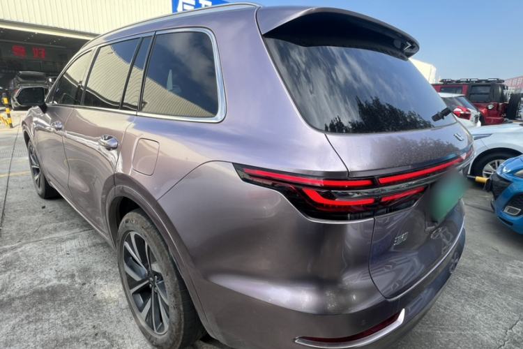 Used Li Auto ONE 2021 Extended-Range 6-Seater Version Exterior 4