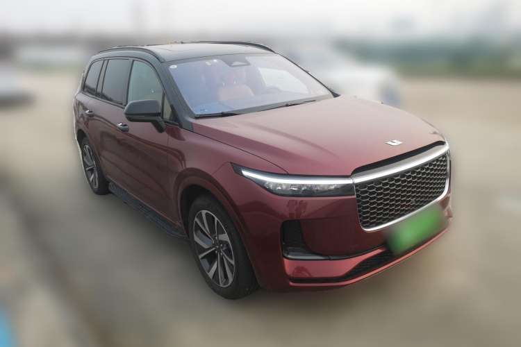 Used Li Auto ONE 2021 Extended-Range 6-Seater Version Front Right 45 Deg