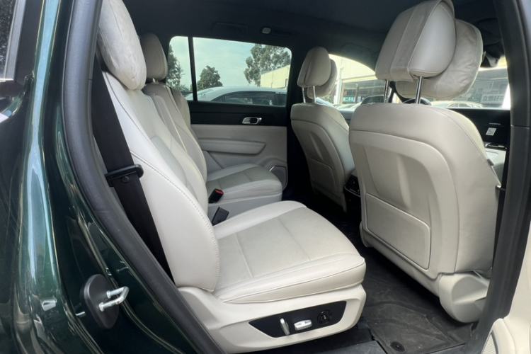 Used Li Auto ONE 2021 Extended-Range 6-Seater Version Interior 8