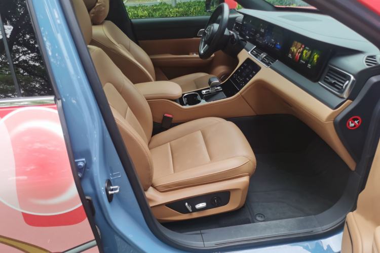 Used Li Auto ONE 2021 Extended-Range 6-Seater Version Right Front Seat