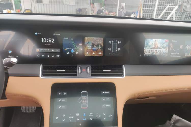 Used Li Auto ONE 2021 Extended-Range 6-Seater Version Audio And AC Panel