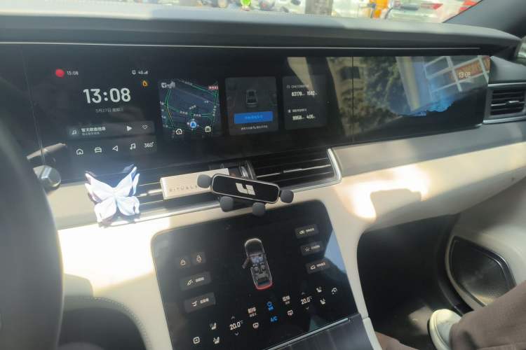 Used Li Auto ONE 2021 Extended-Range 6-Seater Version Audio And AC Panel