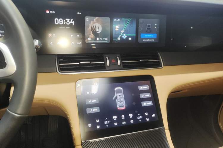 Used Li Auto ONE 2021 Extended-Range 6-Seater Version Audio And AC Panel