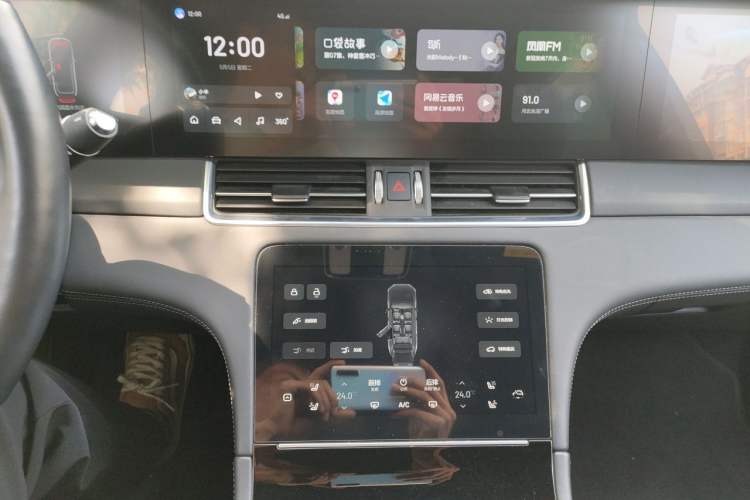 Used Li Auto ONE 2021 Extended-Range 6-Seater Version Audio And AC Panel