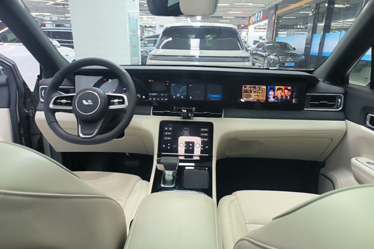 Used Li Auto ONE 2021 Extended-Range 6-Seater Version Center Console