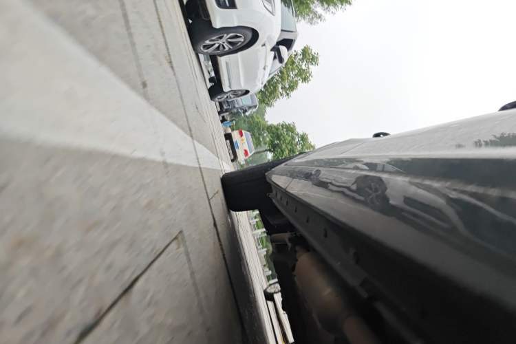 Used Li Auto ONE 2021 Extended-Range 6-Seater Version Chassis Front Right