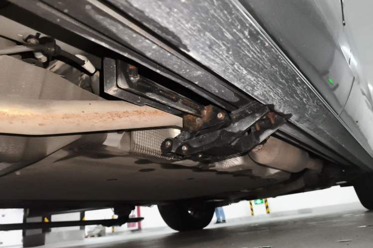 Used Li Auto ONE 2021 Extended-Range 6-Seater Version Chassis Rear Right