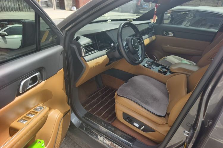 Used Li Auto ONE 2021 Extended-Range 6-Seater Version Driver Seat