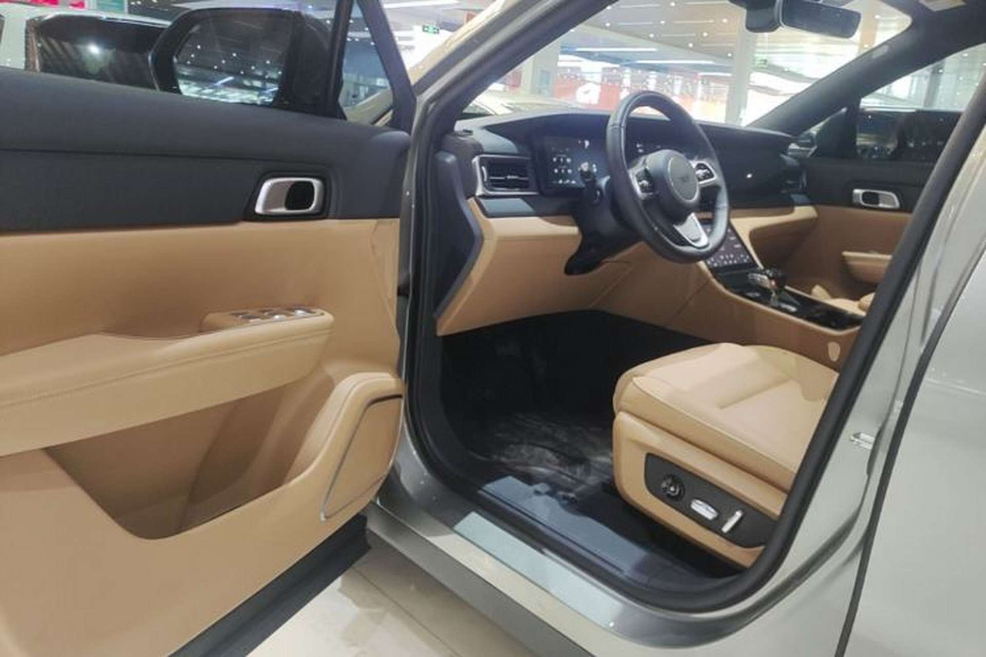 Used Li Auto ONE 2021 Extended-Range 6-Seater Version Driver Seat
