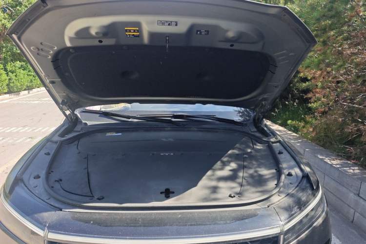 Used Li Auto ONE 2021 Extended-Range 6-Seater Version Engine Bay