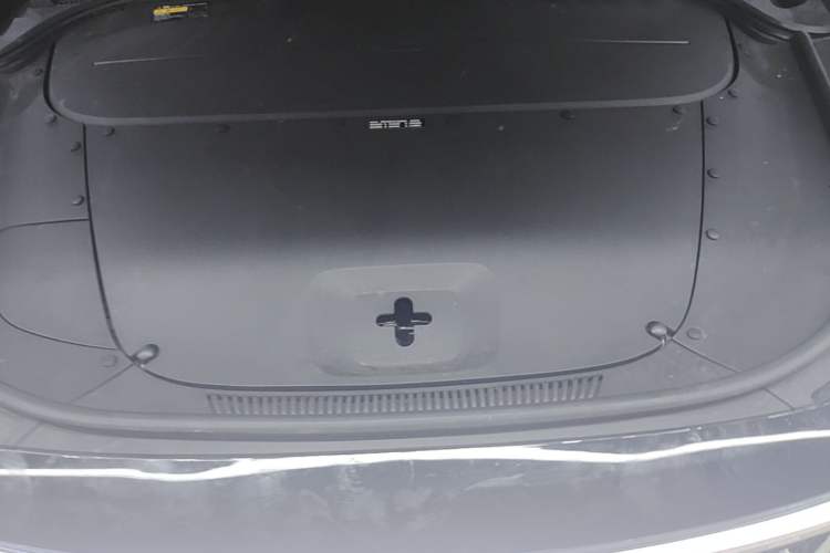 Used Li Auto ONE 2021 Extended-Range 6-Seater Version Engine Bay