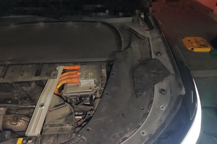 Used Li Auto ONE 2021 Extended-Range 6-Seater Version Engine Bay Left