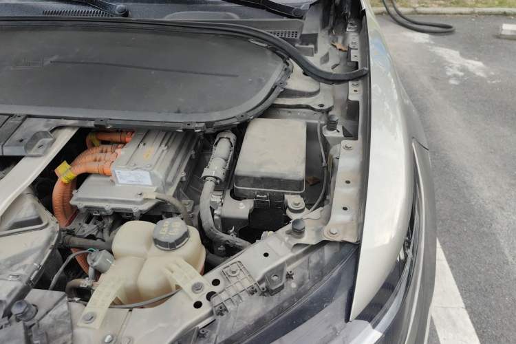 Used Li Auto ONE 2021 Extended-Range 6-Seater Version Engine Bay Left