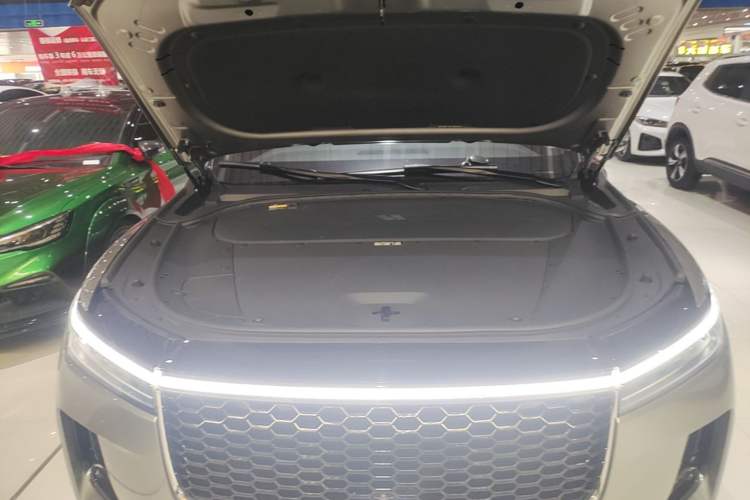 Used Li Auto ONE 2021 Extended-Range 6-Seater Version Engine Bay