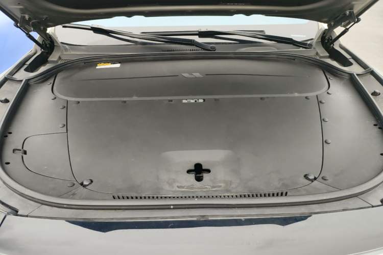 Used Li Auto ONE 2021 Extended-Range 6-Seater Version Engine Bay