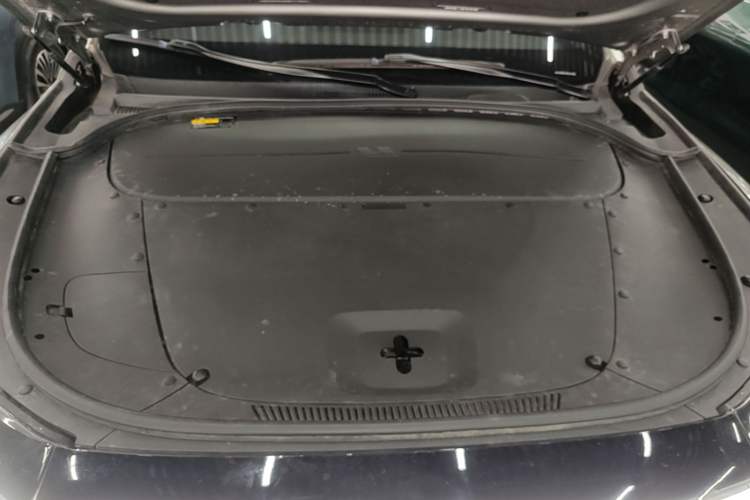 Used Li Auto ONE 2021 Extended-Range 6-Seater Version Engine Bay