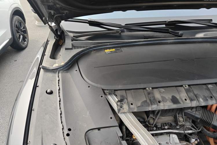 Used Li Auto ONE 2021 Extended-Range 6-Seater Version Engine Bay Right