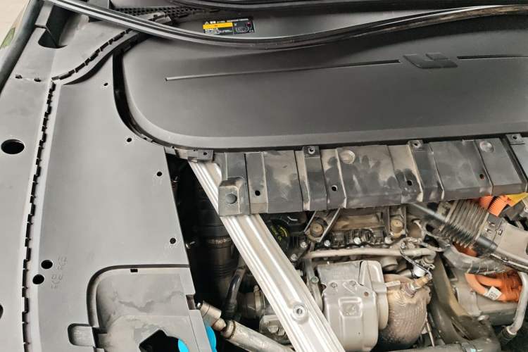 Used Li Auto ONE 2021 Extended-Range 6-Seater Version Engine Bay Right