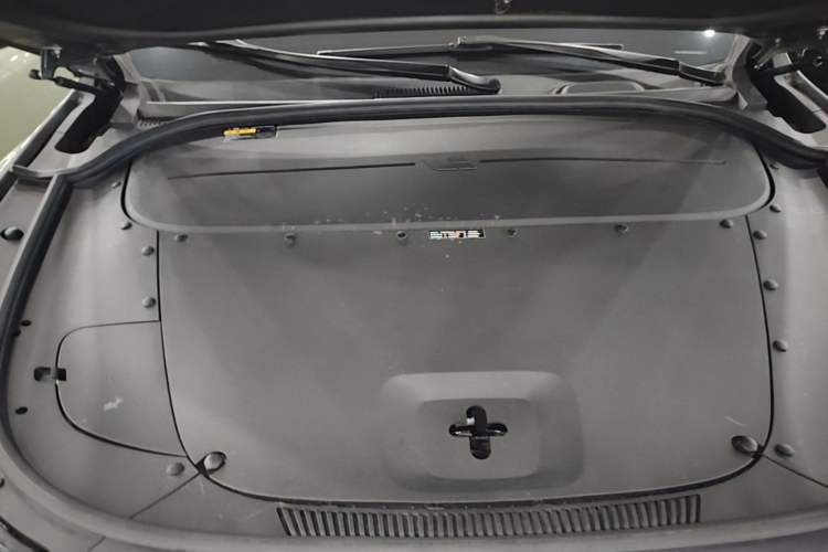 Used Li Auto ONE 2021 Extended-Range 6-Seater Version Engine Bay