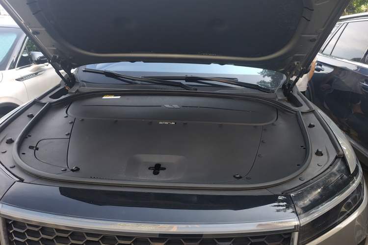 Used Li Auto ONE 2021 Extended-Range 6-Seater Version Engine Bay