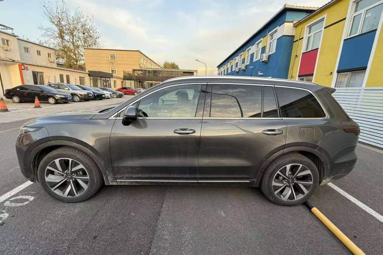 Used Li Auto ONE 2021 Extended-Range 6-Seater Version Exterior 1