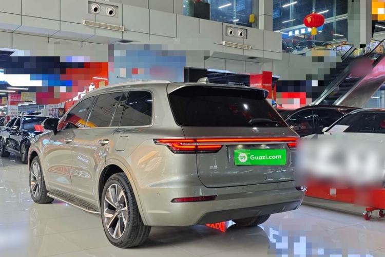 Used Li Auto ONE 2021 Extended-Range 6-Seater Version Exterior 4