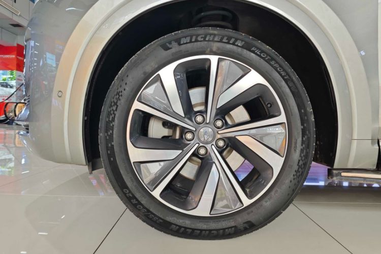 Used Li Auto ONE 2021 Extended-Range 6-Seater Version Exterior 6