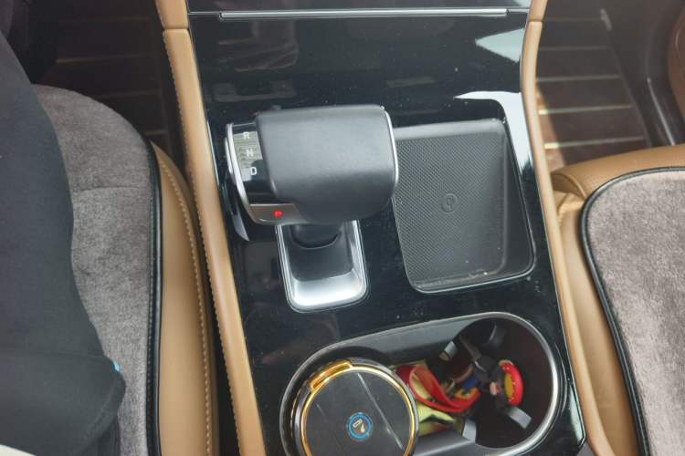 Used Li Auto ONE 2021 Extended-Range 6-Seater Version Gear Lever