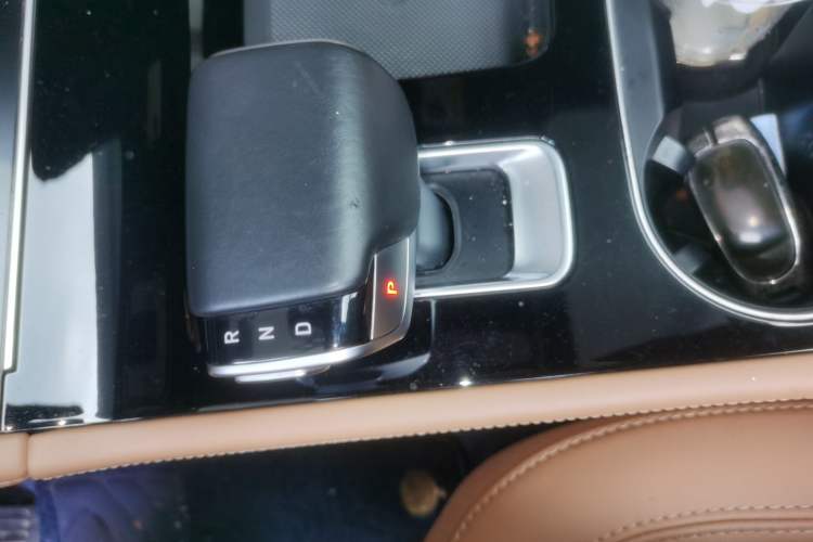 Used Li Auto ONE 2021 Extended-Range 6-Seater Version Gear Lever