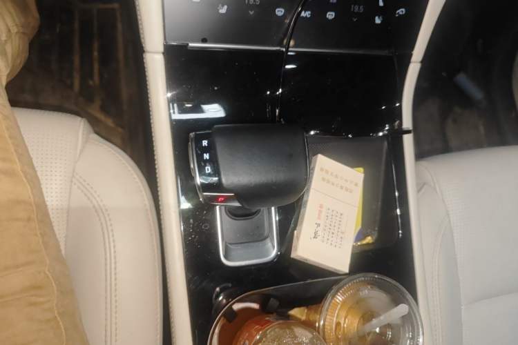 Used Li Auto ONE 2021 Extended-Range 6-Seater Version Gear Lever