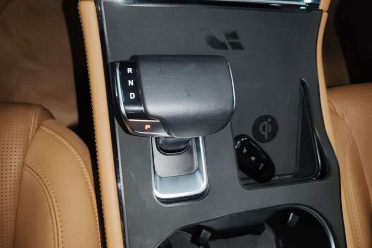 Used Li Auto ONE 2021 Extended-Range 6-Seater Version Gear Lever